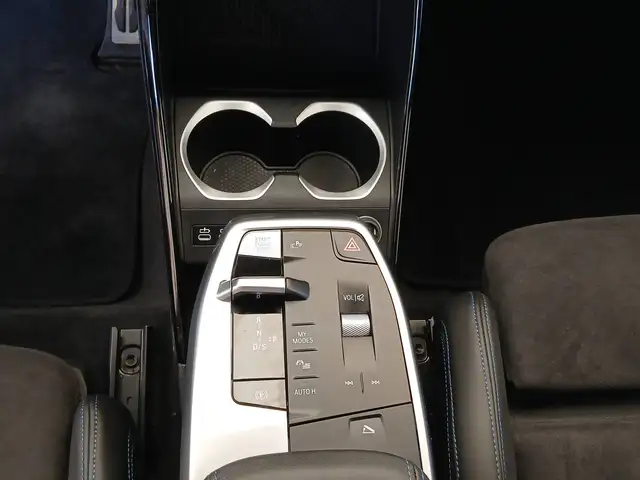 BMW X1 view 13