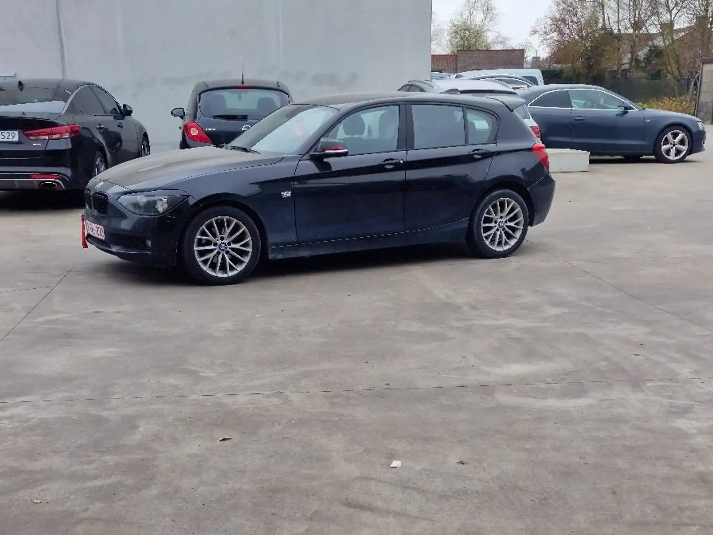 BMW 114 114i 5p REDFLAG EDITION Zwart - 1