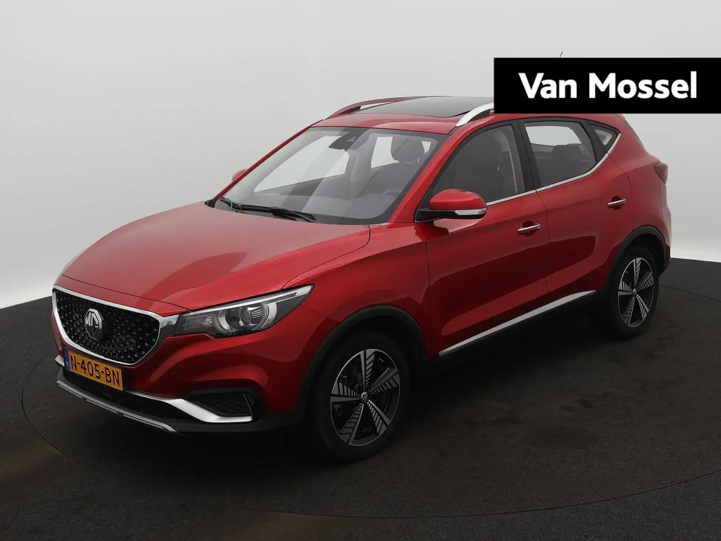 MG ZS MG EV Luxury 45 kWh | Leder | Navi | Panoramadak | Rood - 1