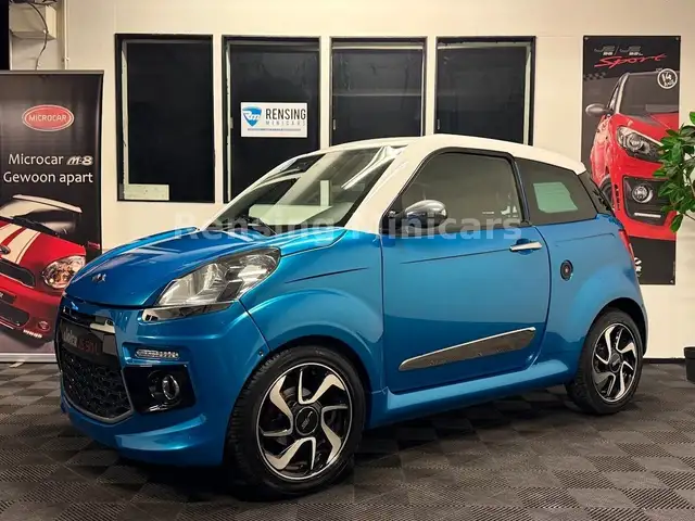 Ligier JS 50 JS50L Sport Dashcam Mopedauto Microcar 45KM auto
