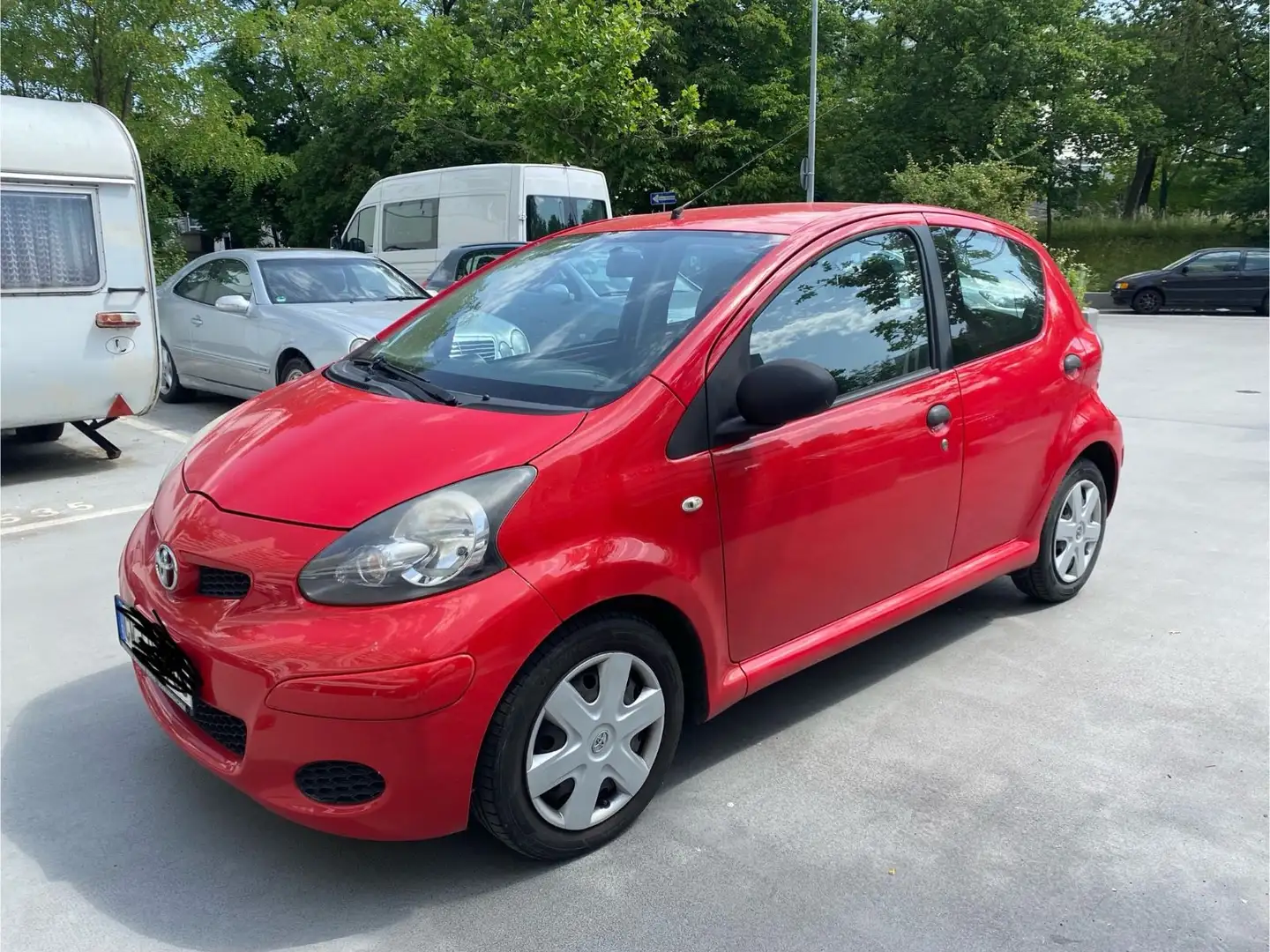 Toyota Aygo Aygo (X) 1,0 Klima Navi Euro 5 tel 01708044052 Rot - 2
