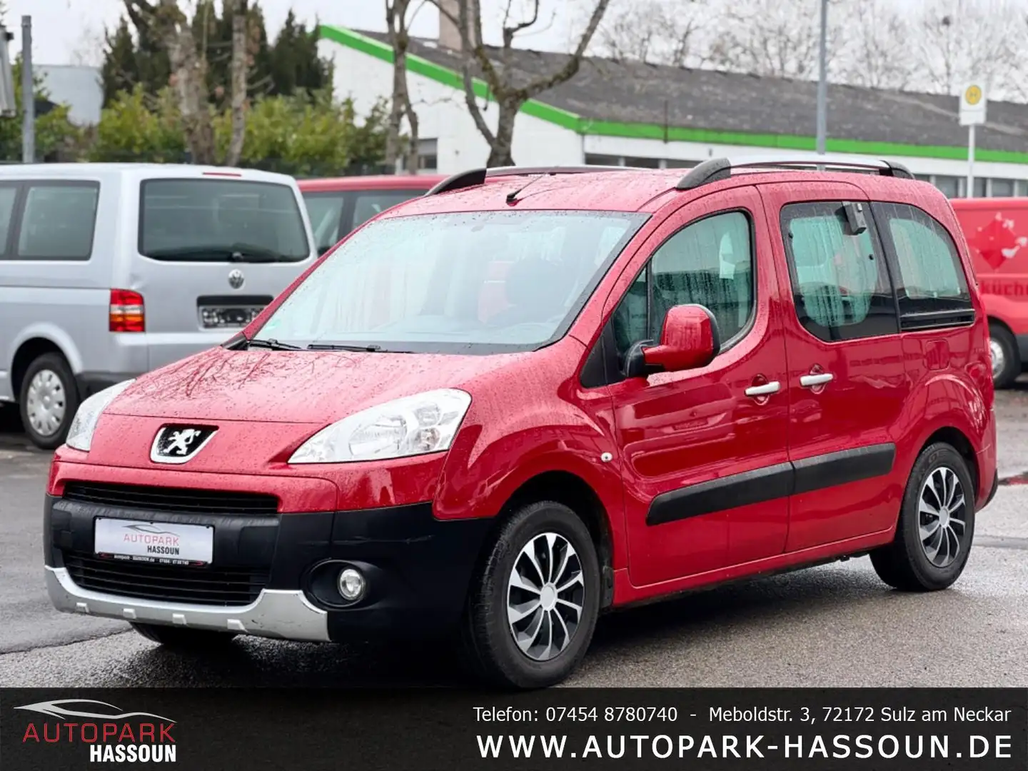 Peugeot Partner Tepee Tendance AHK PDC Klima Rot - 1