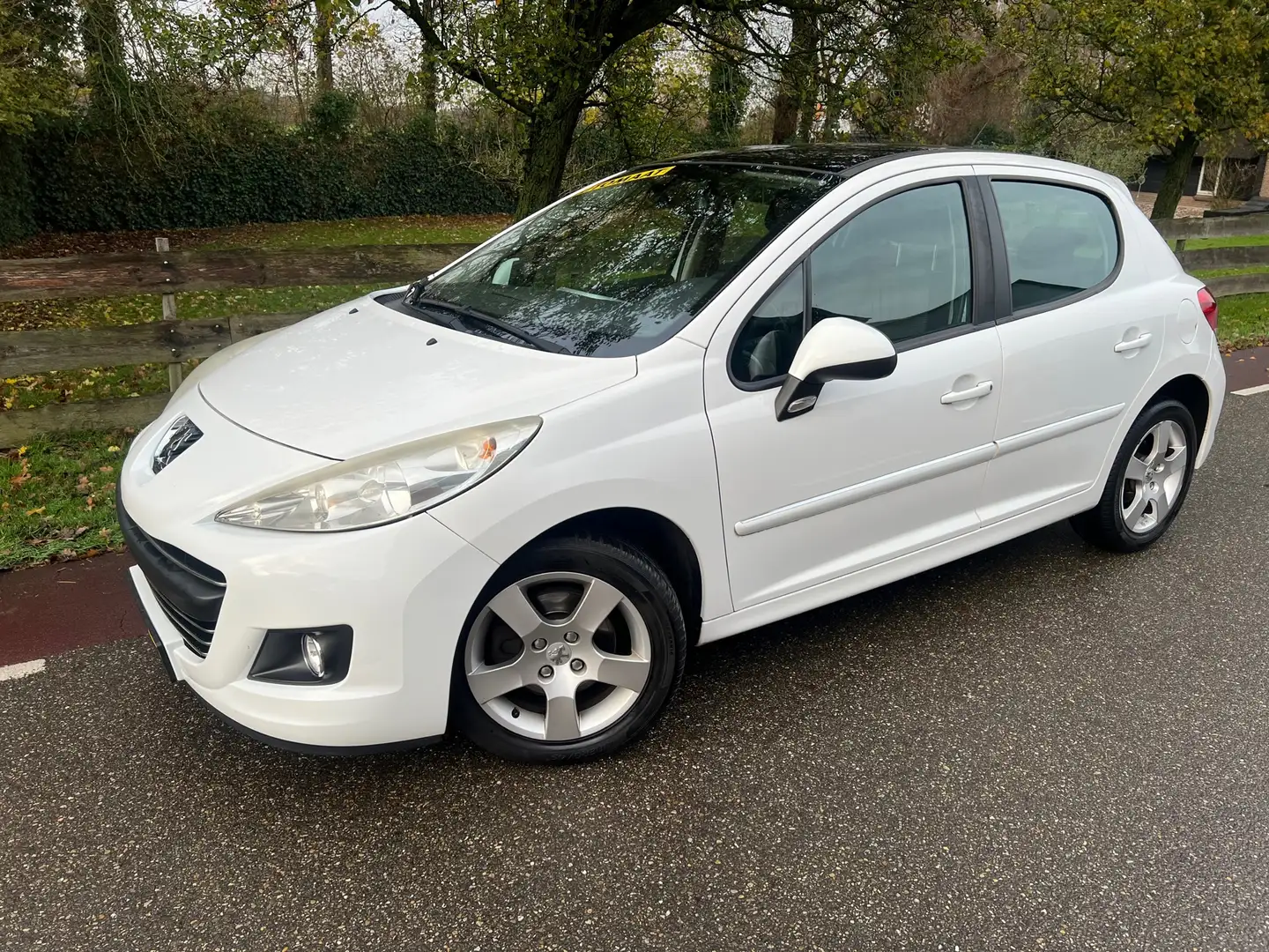 Peugeot 207 1.6 VTi XS Automaat Clima Panodak Blanc - 2