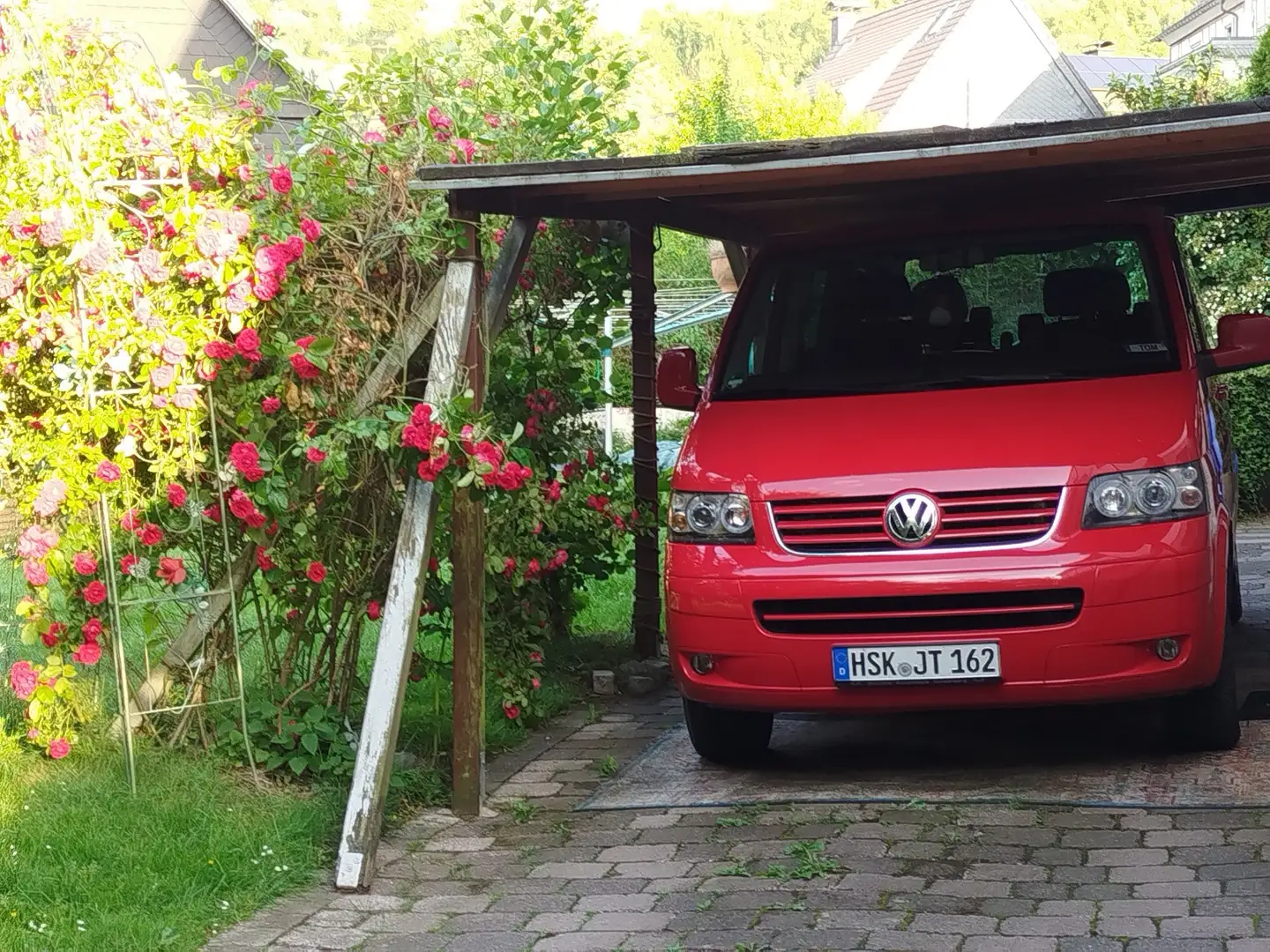 Volkswagen Bus top Auto mit vielen Extras.Standheizung ,DVD, CD W - 1