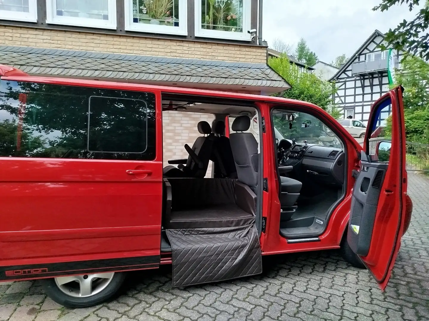 Volkswagen Bus top Auto mit vielen Extras.Standheizung ,DVD, CD W - 2