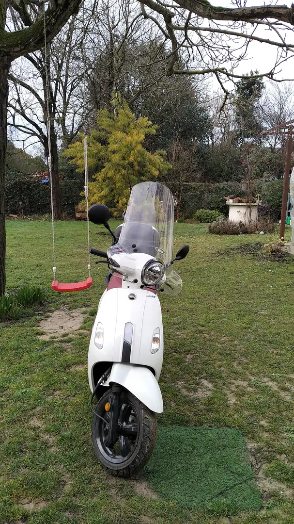 SYM Fiddle 125 Blanco - 1