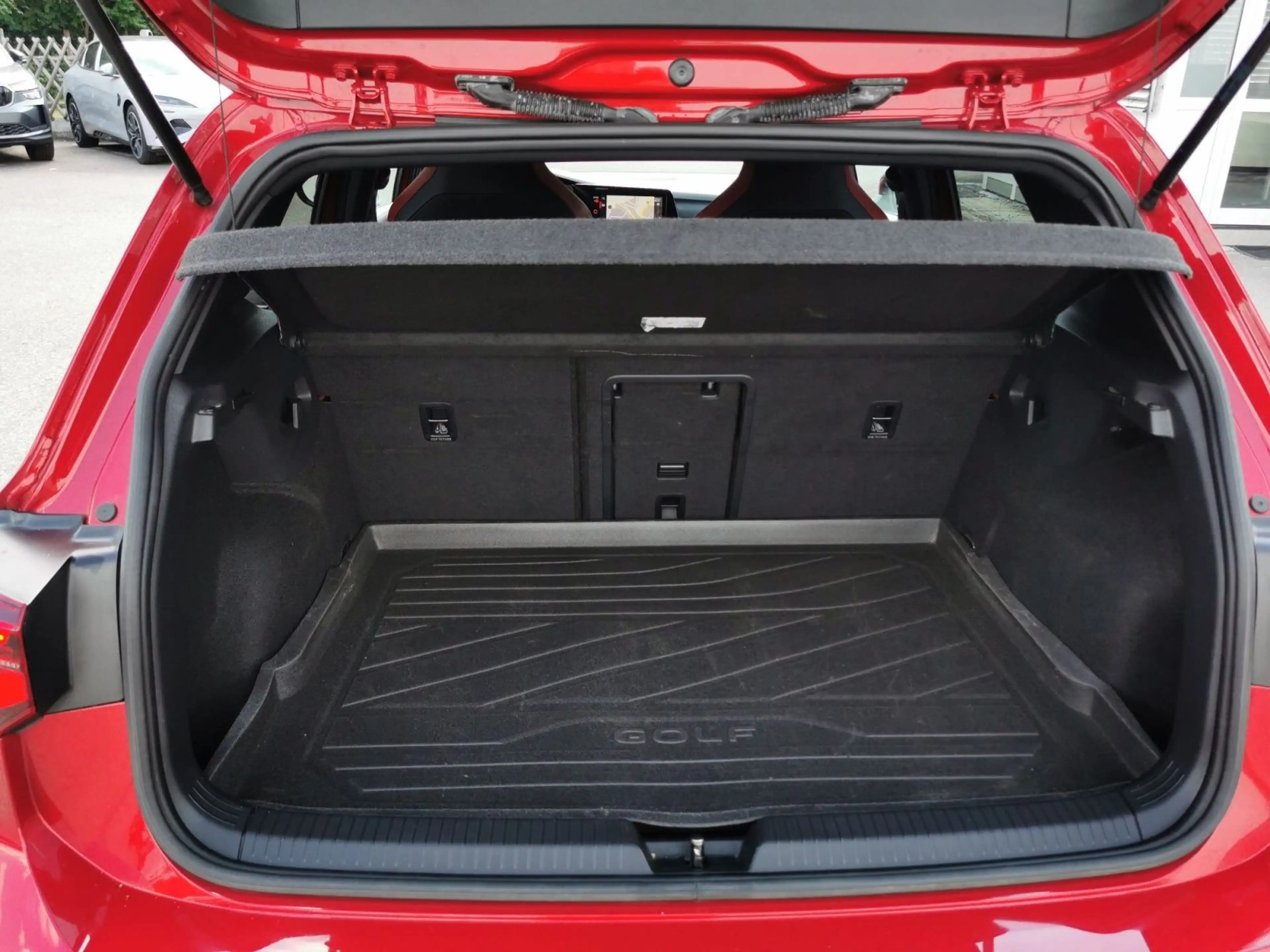 Volkswagen Golf GTI Golf VIII GTI 221 kW Clubsport +HEAD-UP+PANO+DCC — photo 15