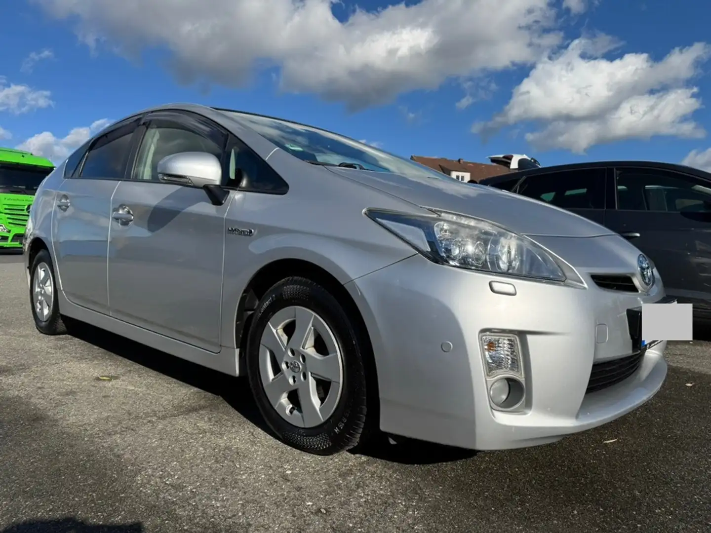 Toyota Prius Prius (Hybrid) Life Silber - 2