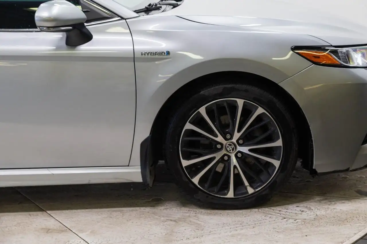 Toyota Camry снимка Toyota Camry
