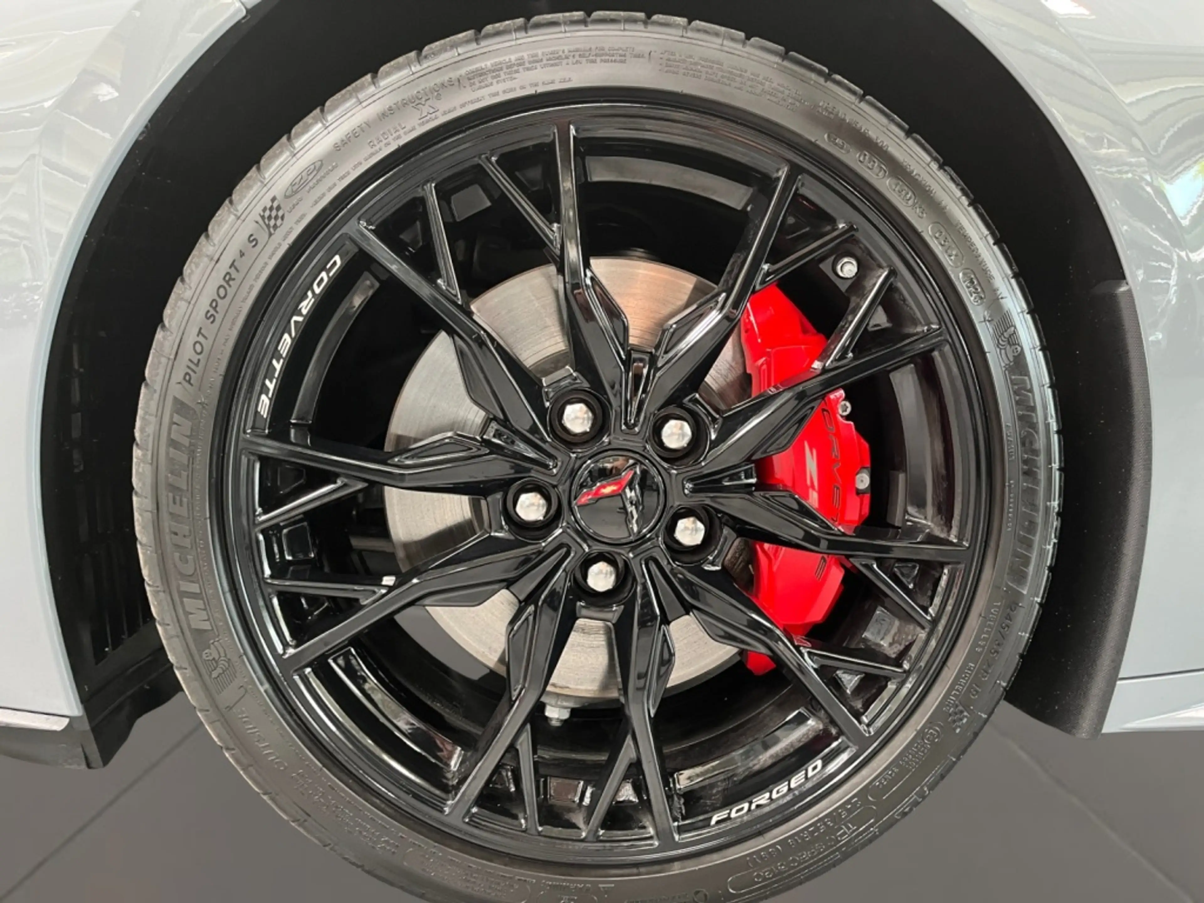 Chevrolet Camaro C8 Coupe — photo 10