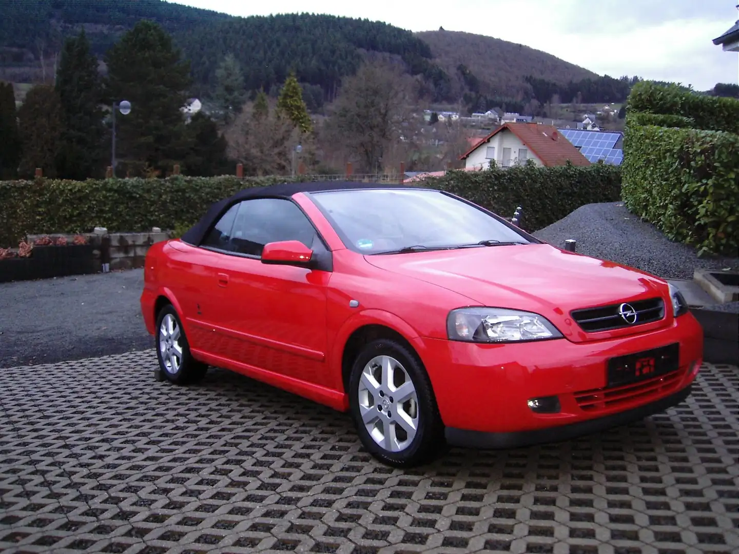 Opel Astra Astra Cabrio 1.6 16V Linea Rossa Rot - 1