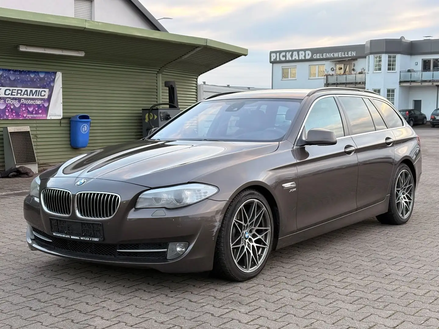 BMW 525 xDrive 2.0 Bi-Xenon Leder Head-Up Navi EU5 Bruin - 1