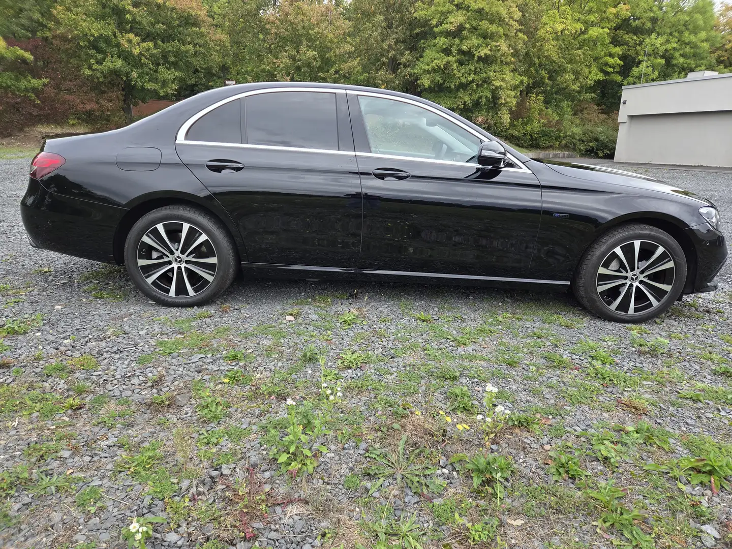 Mercedes-Benz 300 4Matic Avantgarde Schwarz - 2