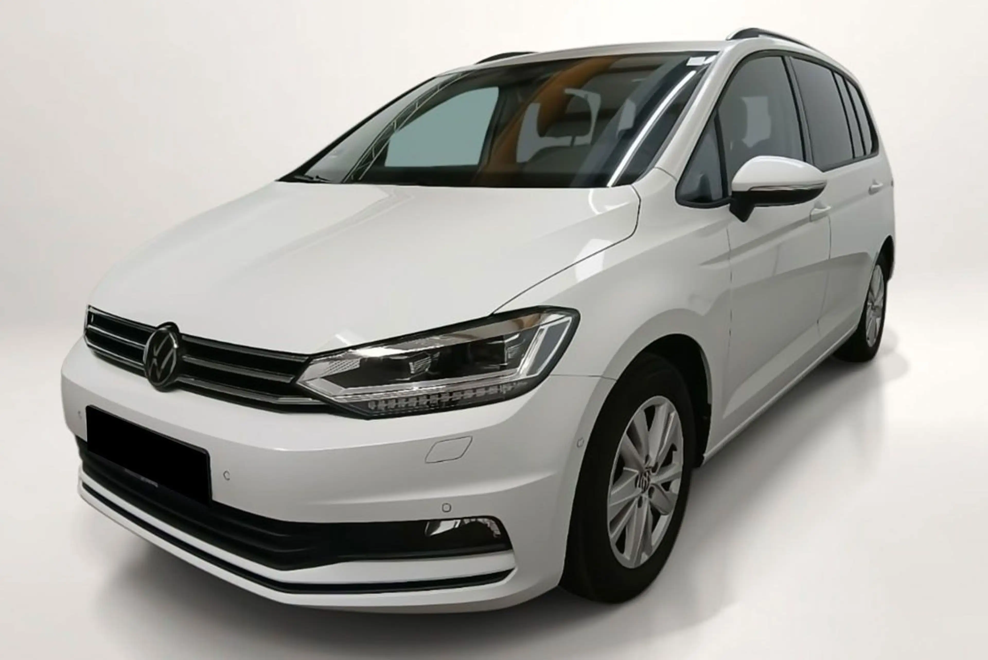 Volkswagen Touran 1,5 IQ.LIGHT+Kamera+Apple+STHZ+7Sitzer+AHK — photo 2