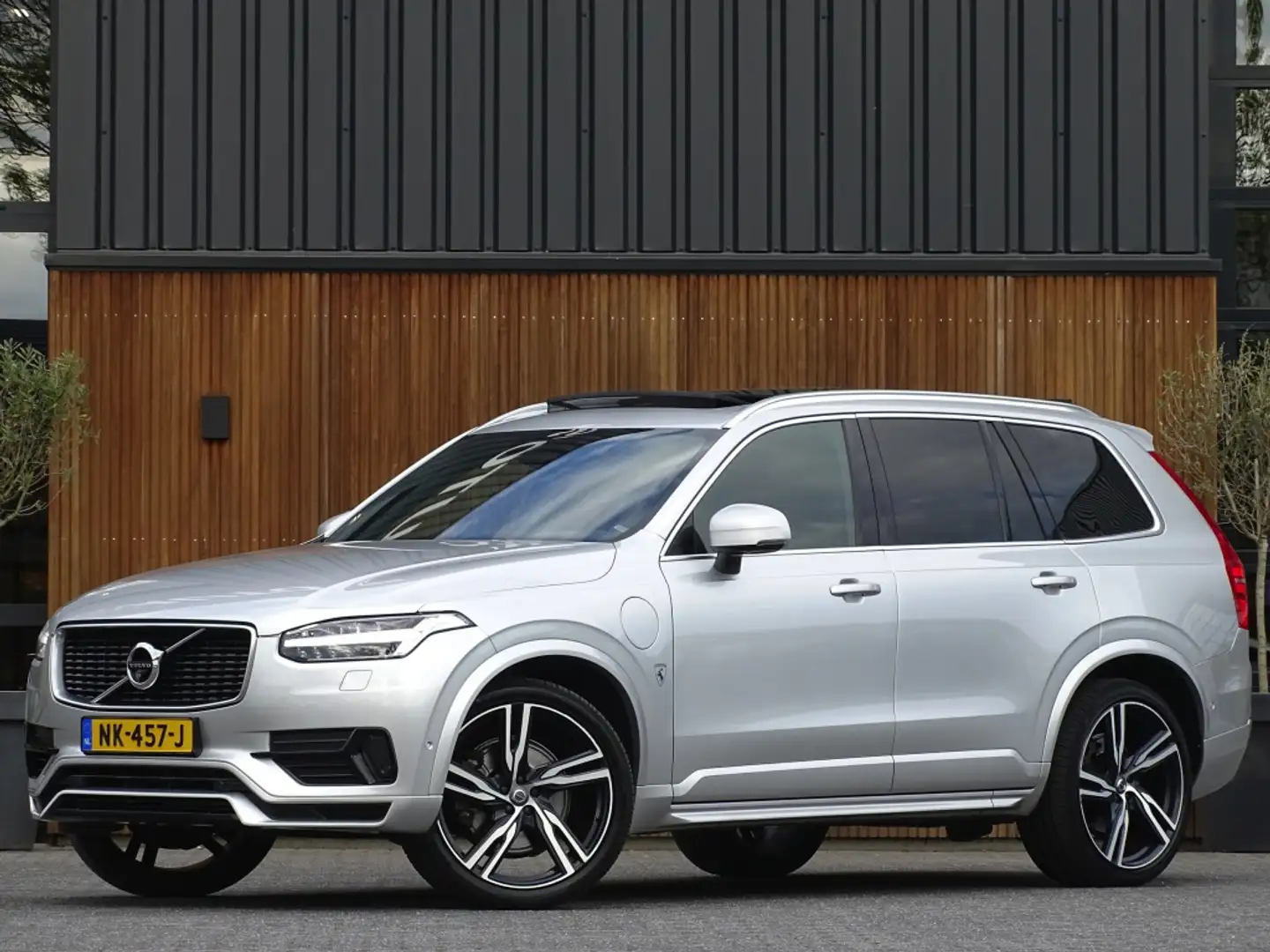 Volvo XC90 2.0 T8 392PK AWD / R-Design / B&W / ACC / 360° / H Grau - 1