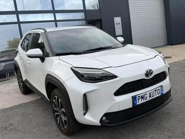 Toyota Yaris Cross view 2