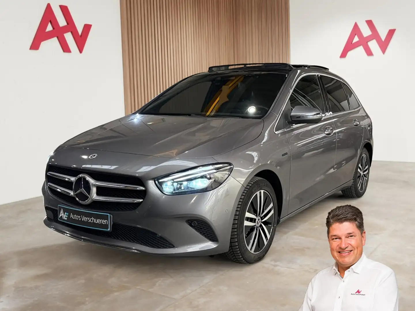 Mercedes-Benz B 250 e Business Solution ** Pano | Memory | Ambient Gris - 1