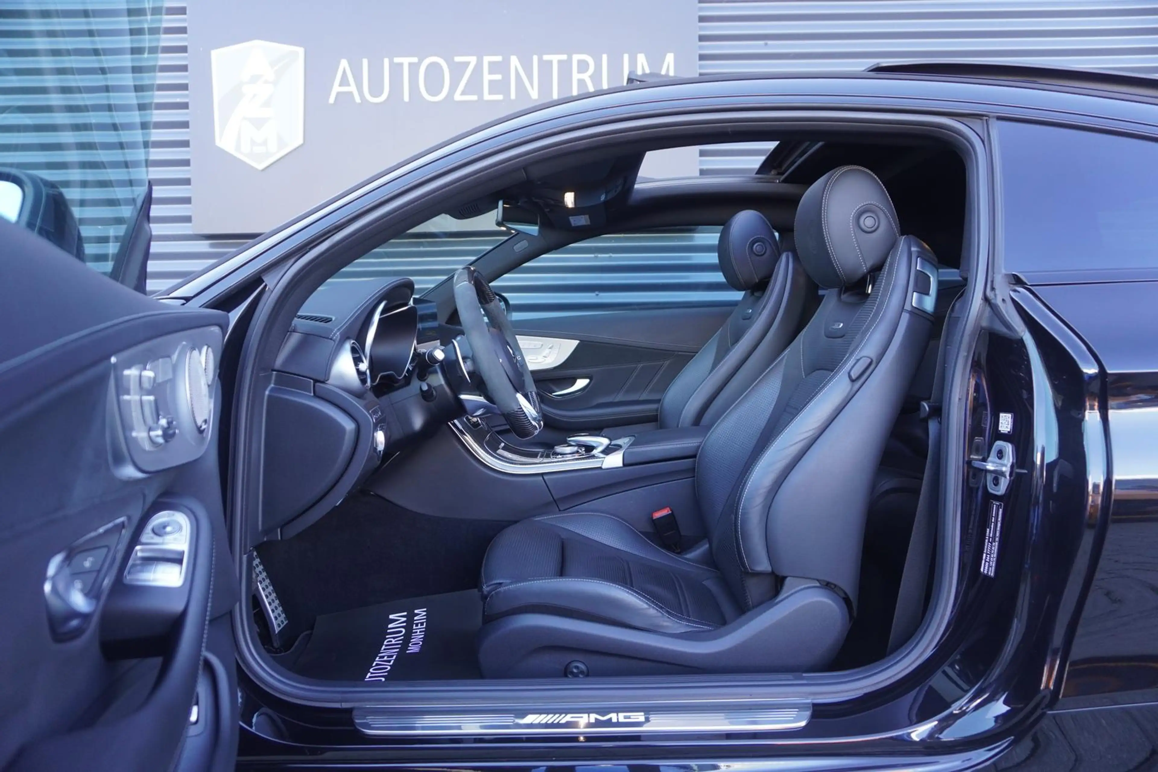 Mercedes-Benz C 63 AMG C63 AMG S COUPE|PANORAMA|VIRTUAL|HEADUP|LED|360° — photo 12