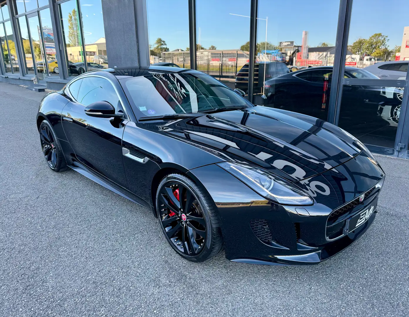 Jaguar F-Type F-Type Coupé V8 R 5.0 550 Suralimenté A Noir - 2