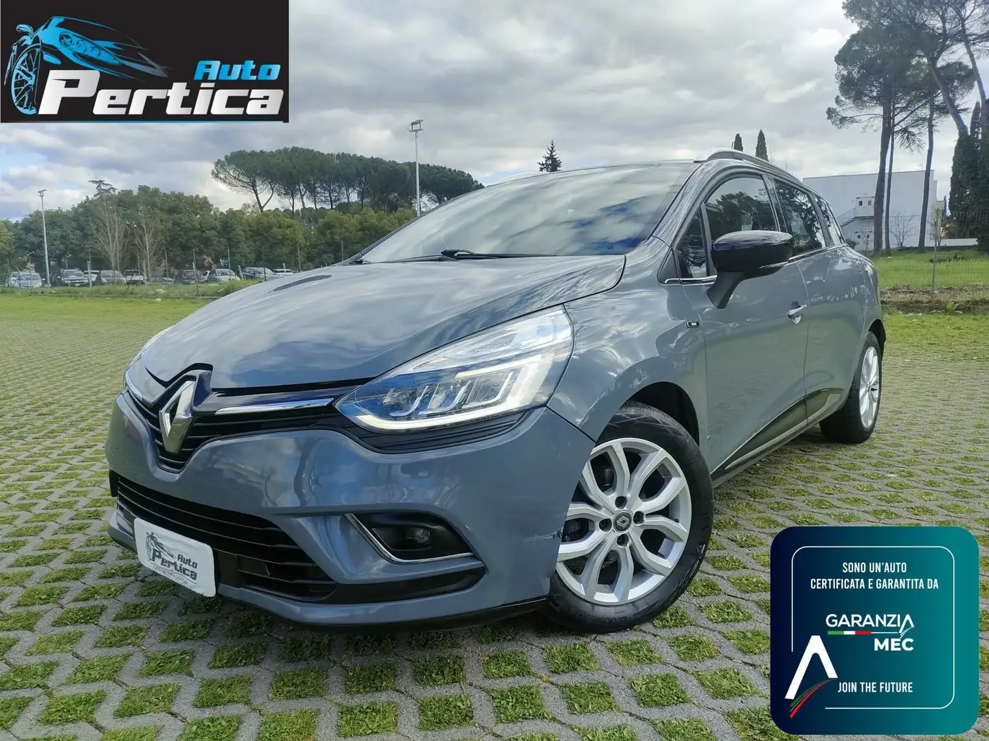 Renault Clio Sporter 1.5 dci Moschino Zen 75cv Gris - 1