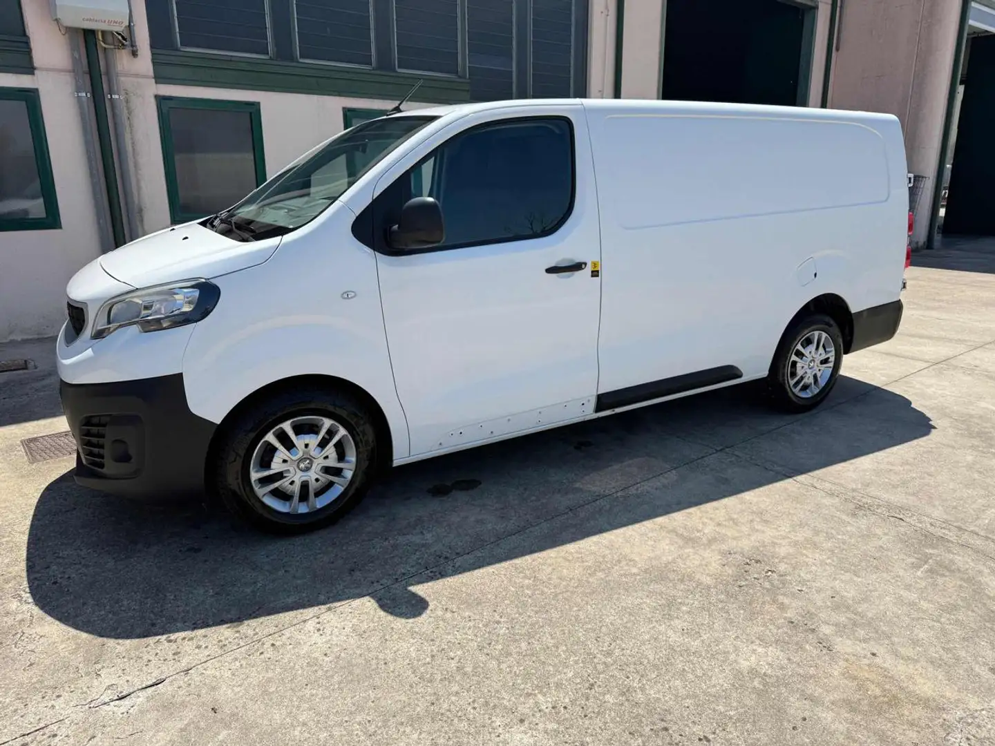 Peugeot Expert BlueHDi 100 S&S PL-SL-TN Furgone Premium Long Bianco - 1
