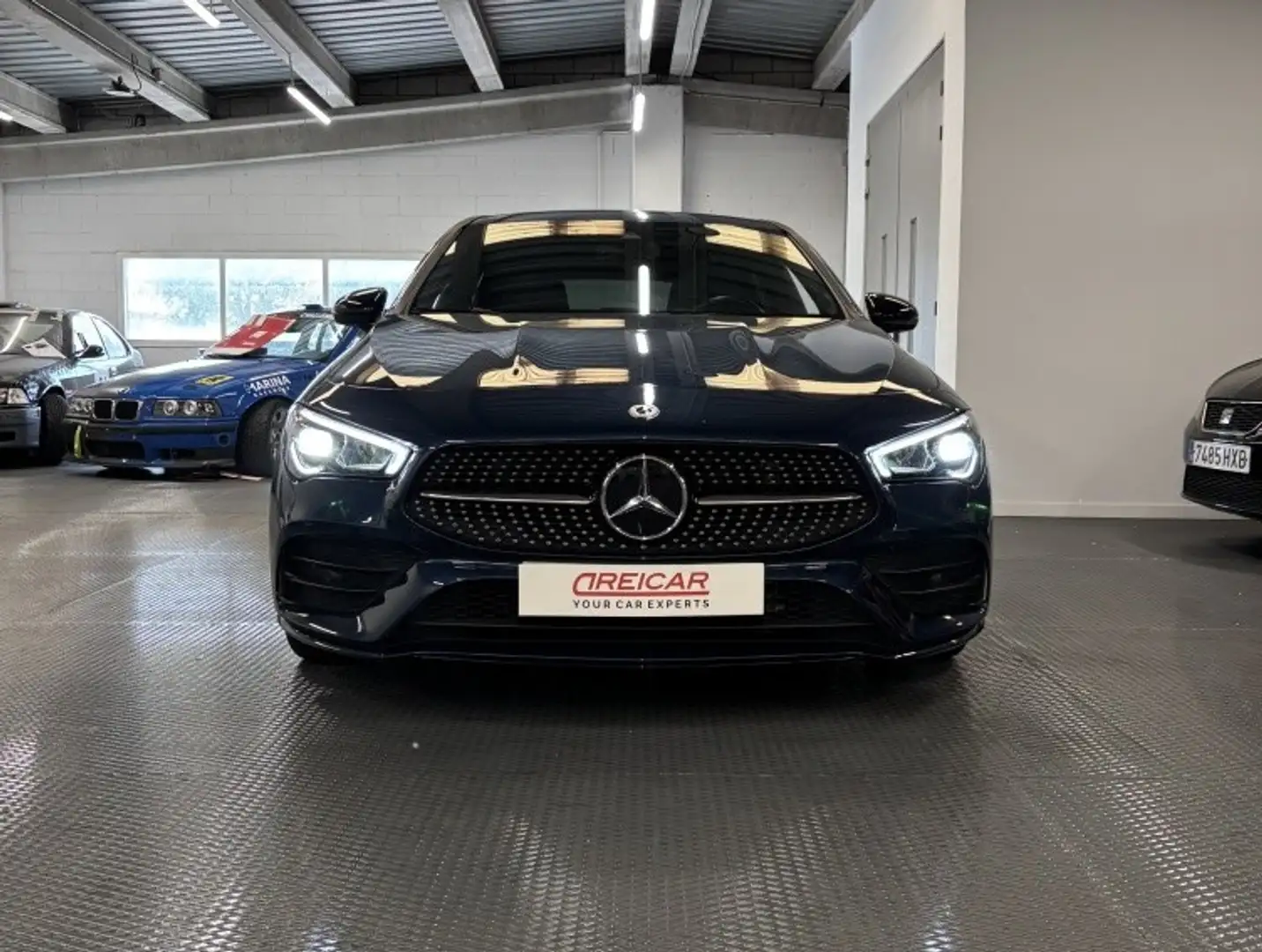 Mercedes-Benz CLA 200 Shooting Brake 200d 8G-DCT Blauw - 2
