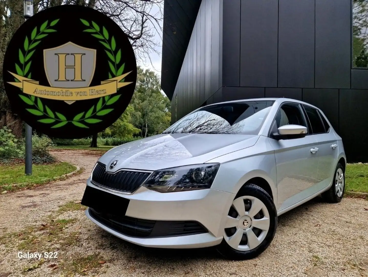 Skoda Fabia Ambition Klima Tempomat Allwetter Silber - 1