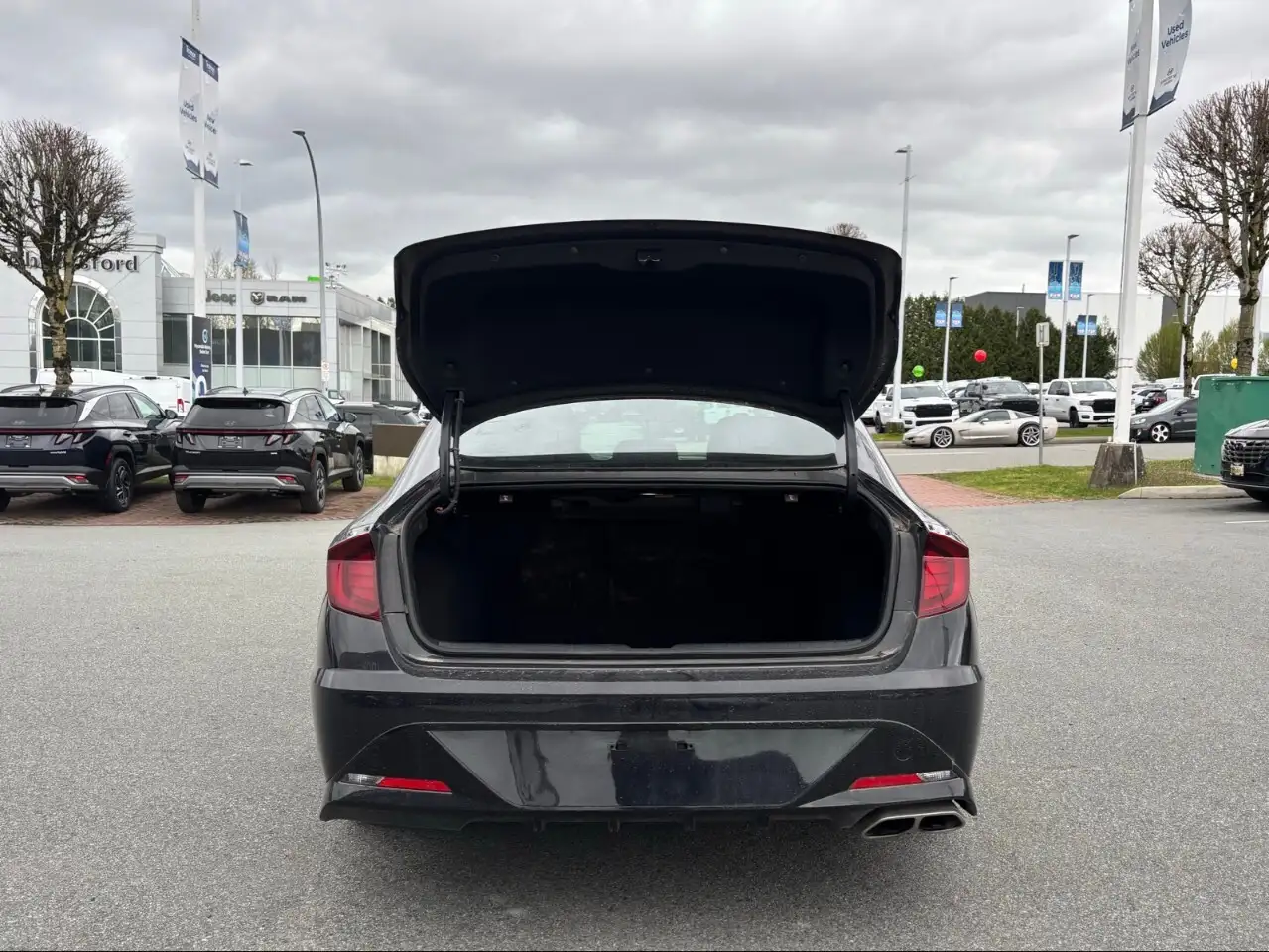 Hyundai SONATA снимка Hyundai SONATA