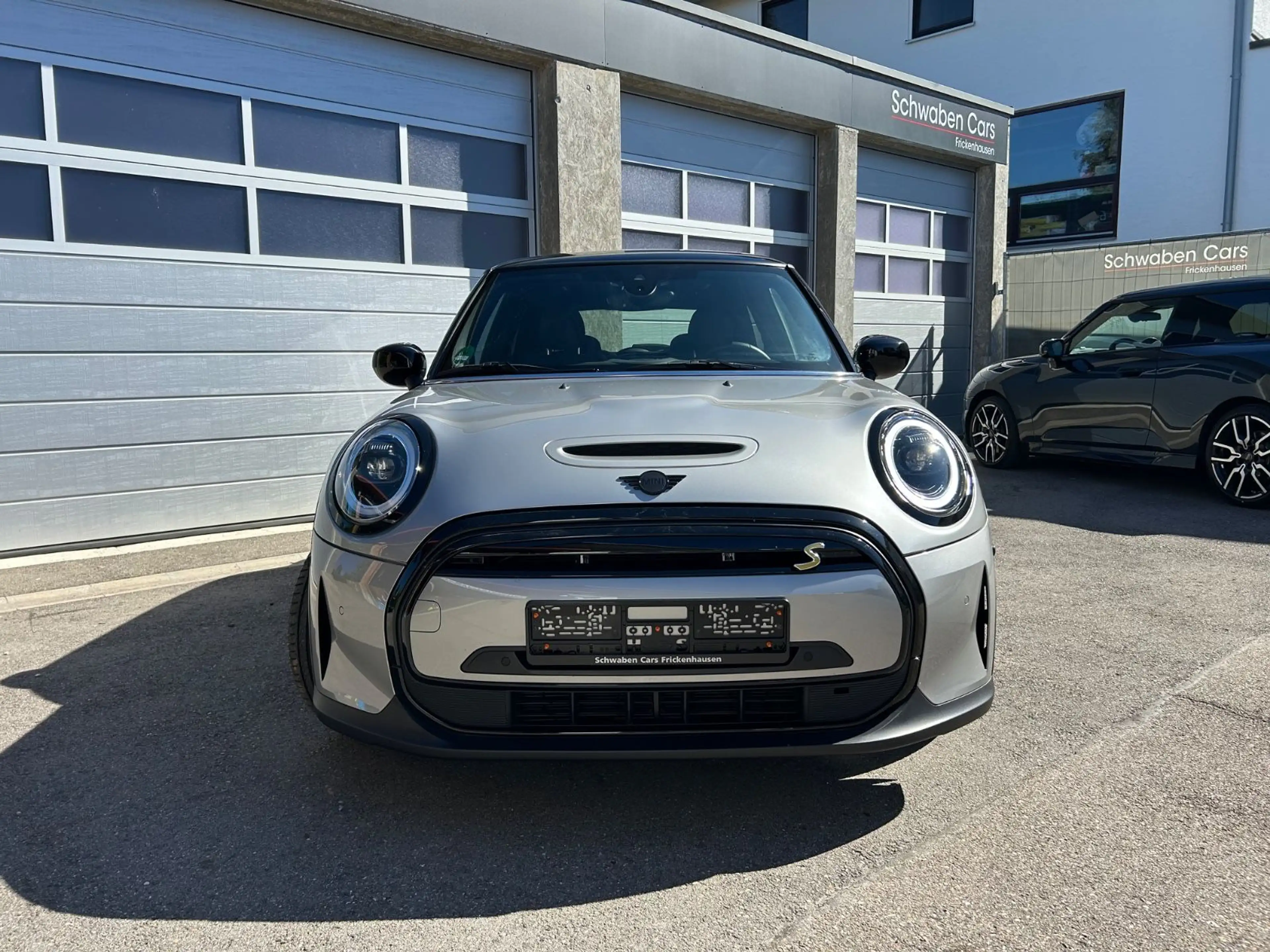 MINI Cooper SE Facelift Pano HUD HiFi H&K Kamera — photo 6