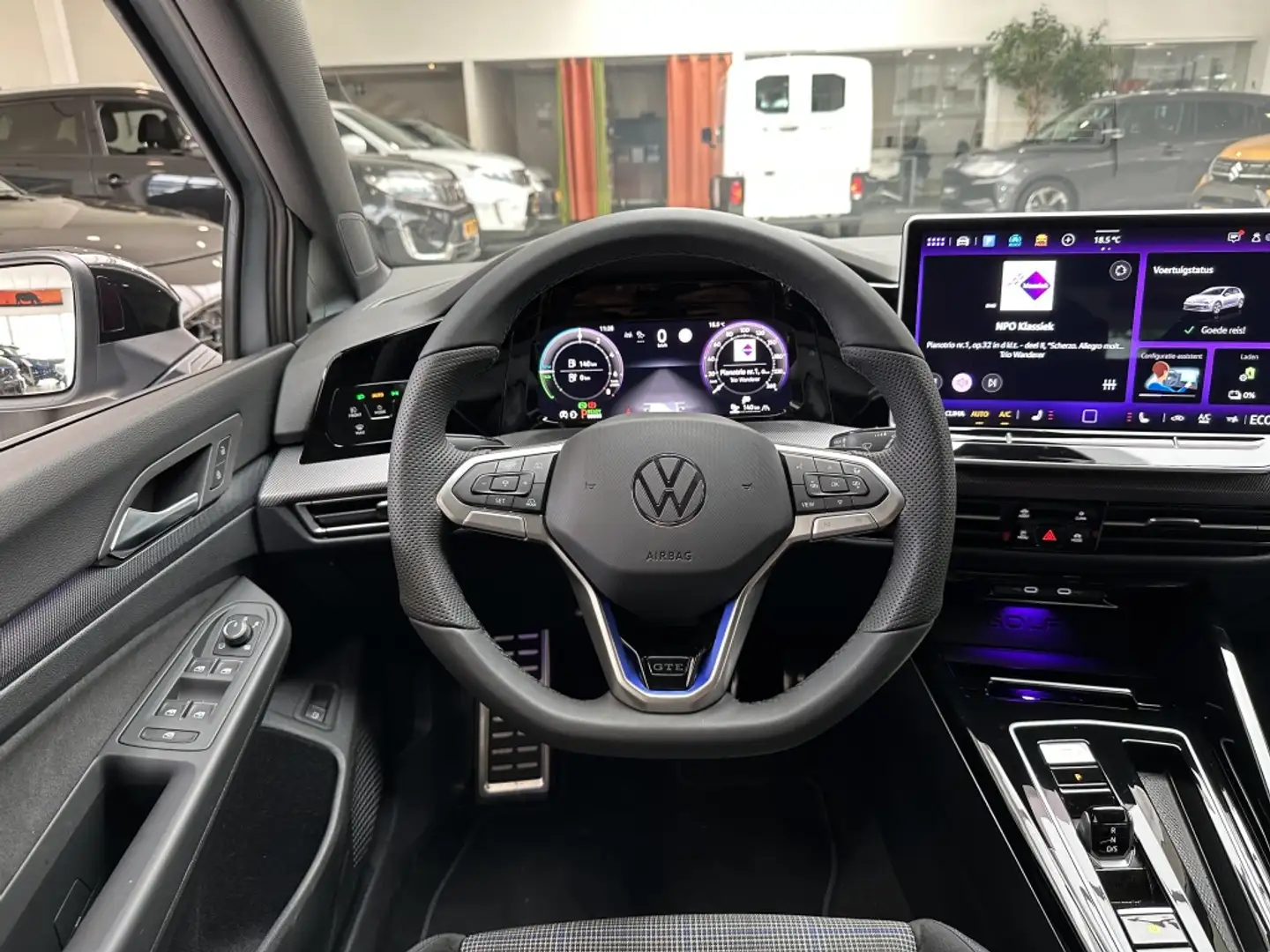Volkswagen Golf GTE 1.5 eHybrid 272PK DSG Adaptieve Cruise Controle, S Gri - 2