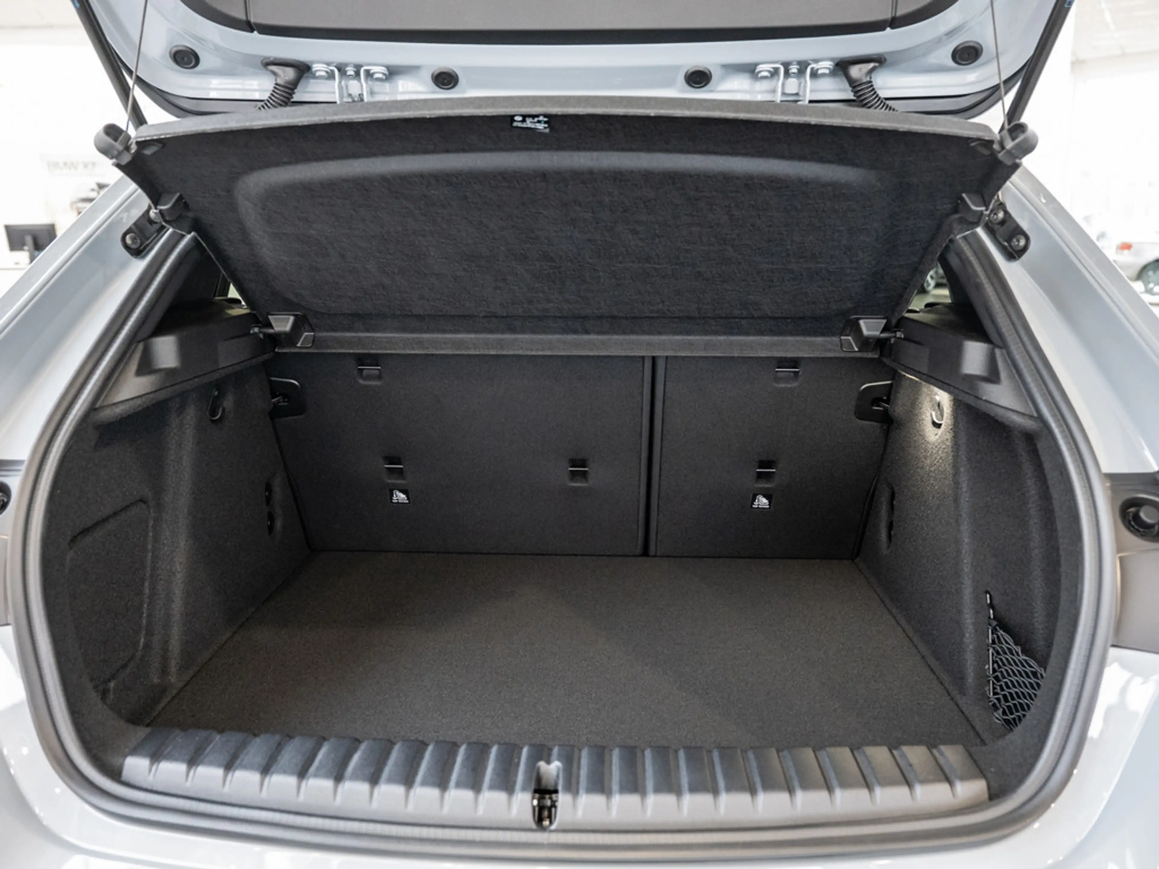 BMW 135 M xDrive LED AHK NAVI H/K KAMERA SHZ PDC — photo 11