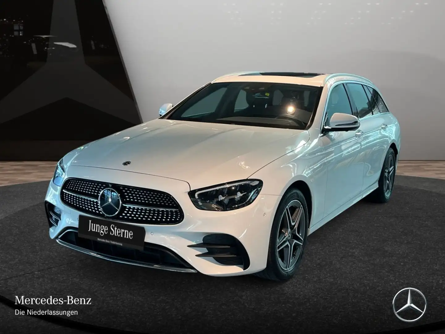 Mercedes-Benz E 300 e T AMG+360+AHK+LED+FAHRASS+KEYLESS+9G Weiß - 2