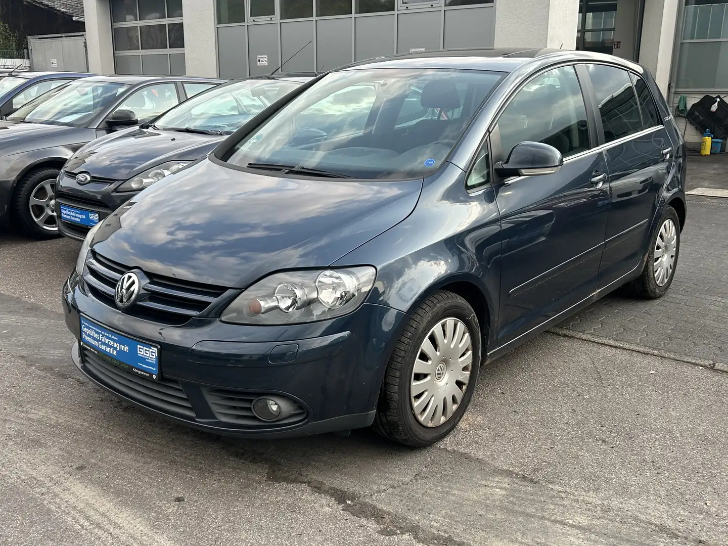 Volkswagen Golf Plus Tour Edition S-Dach PDC Klima Temp SHZ Blau - 2