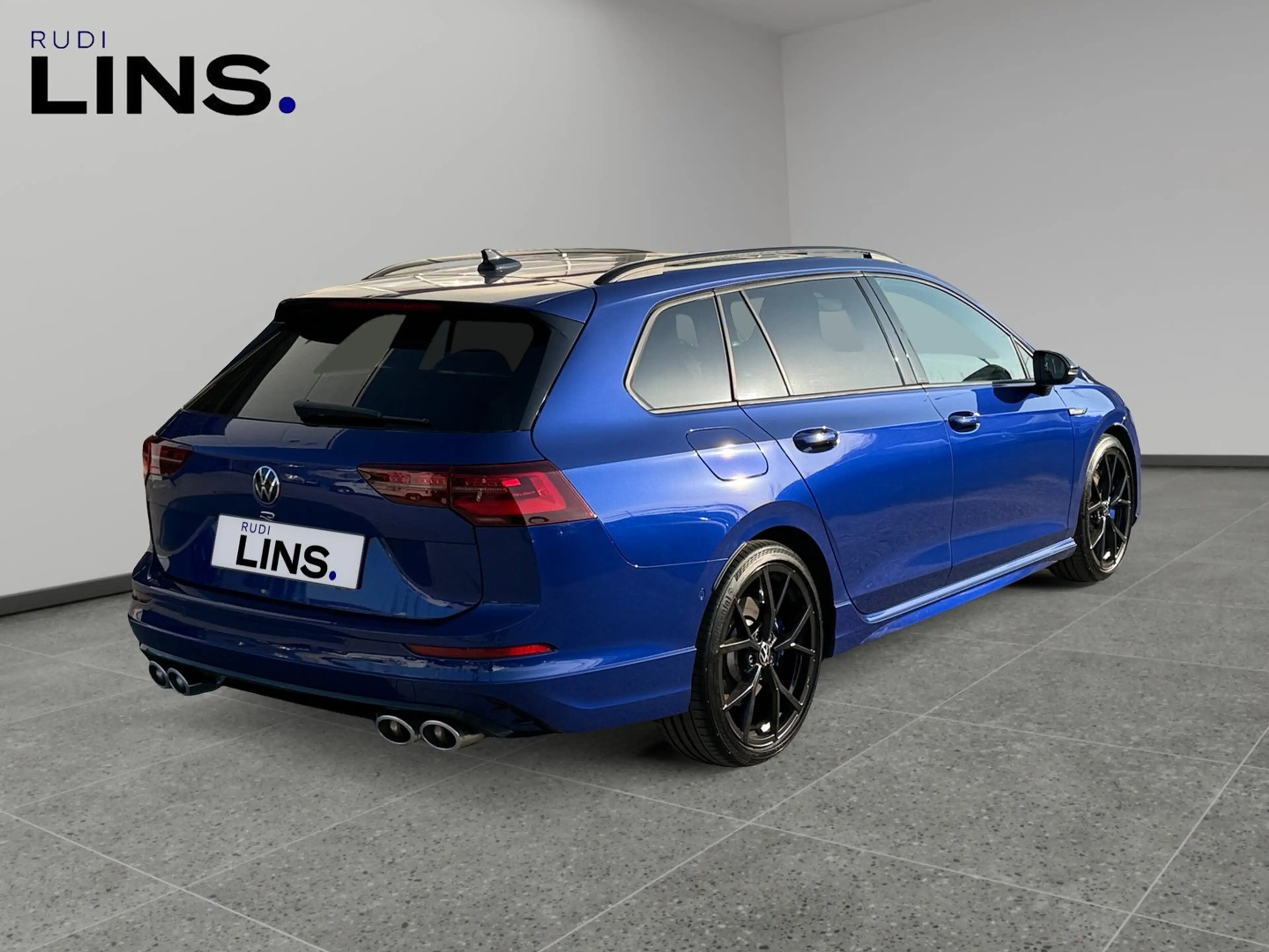 Volkswagen Golf R VW Golf R Variant TSI DSG 4MOTION — photo 5