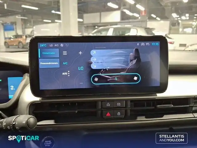 Jeep Avenger view 15