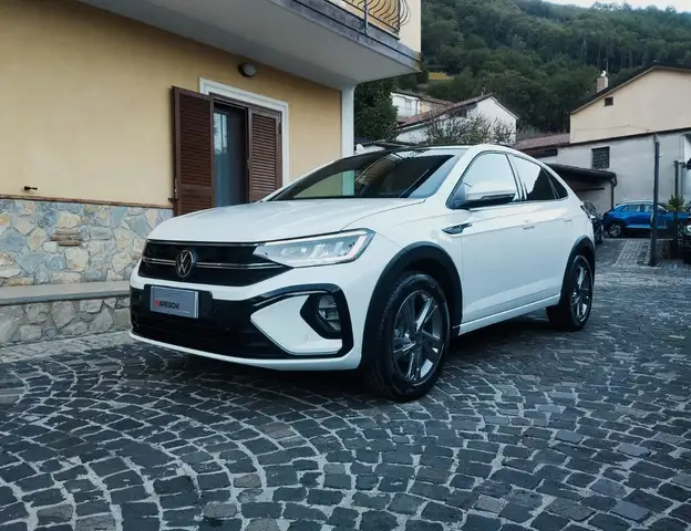 Volkswagen Taigo 1.0 BENZINA 110cv. R-LINE