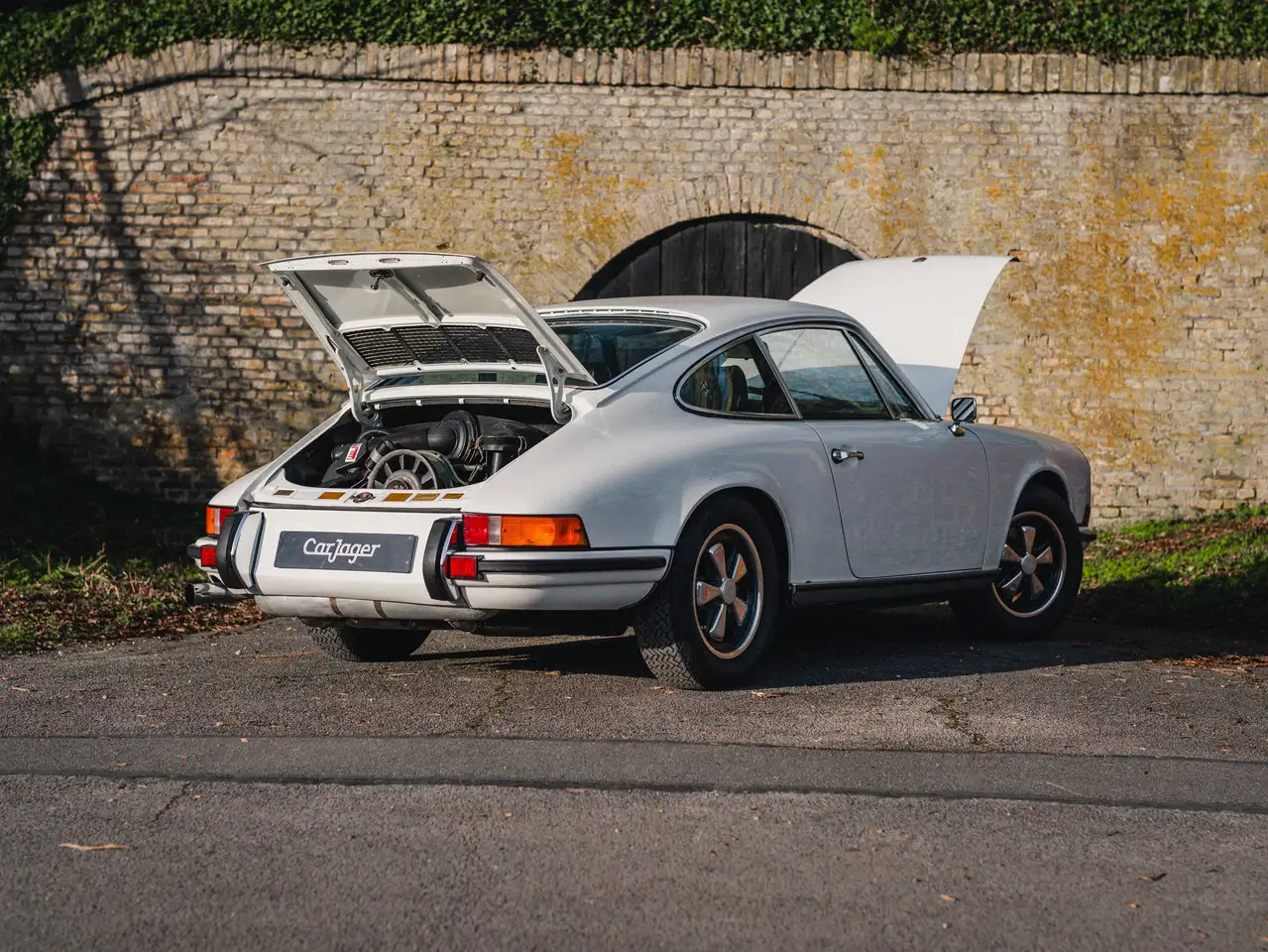 Porsche 911 2.4 E, foto 10