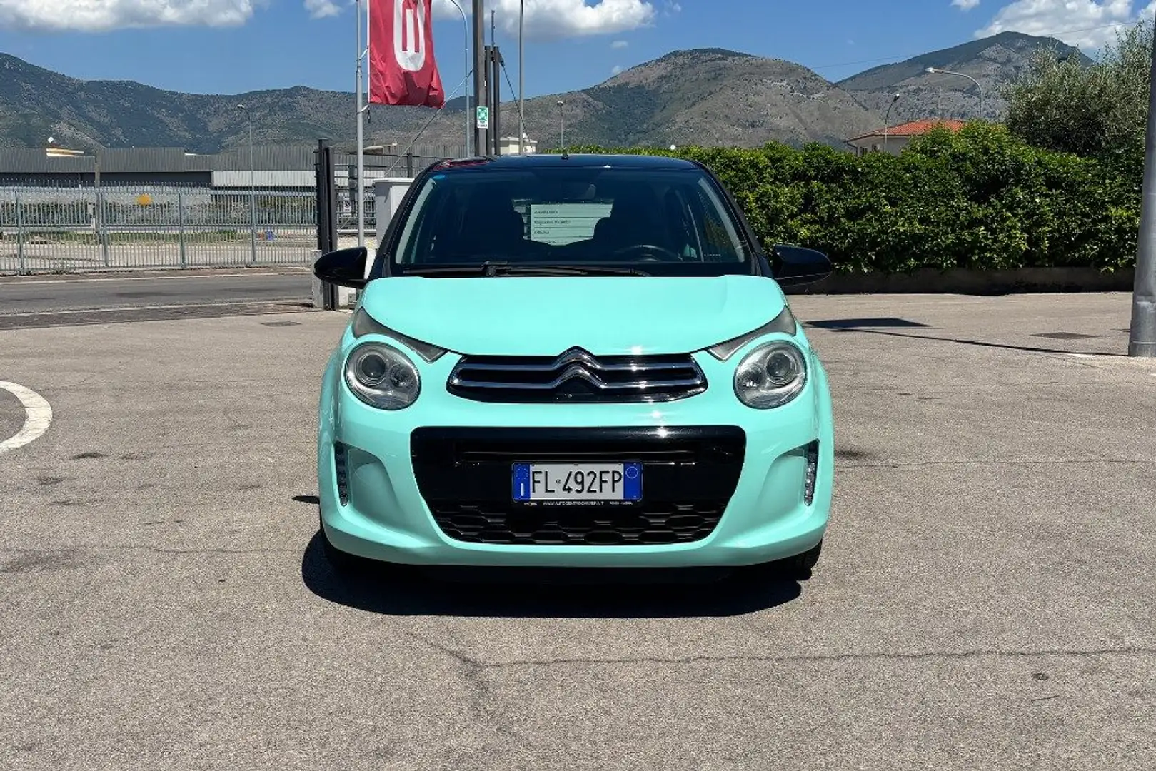 Citroen C1 Airscape PureTech 82 5 porte Shine GPL Verde - 2