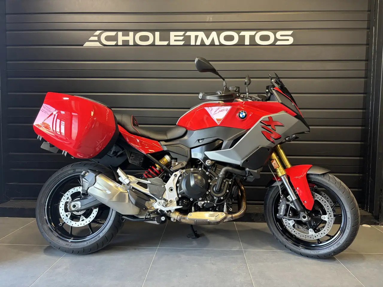 BMW F 900 XR