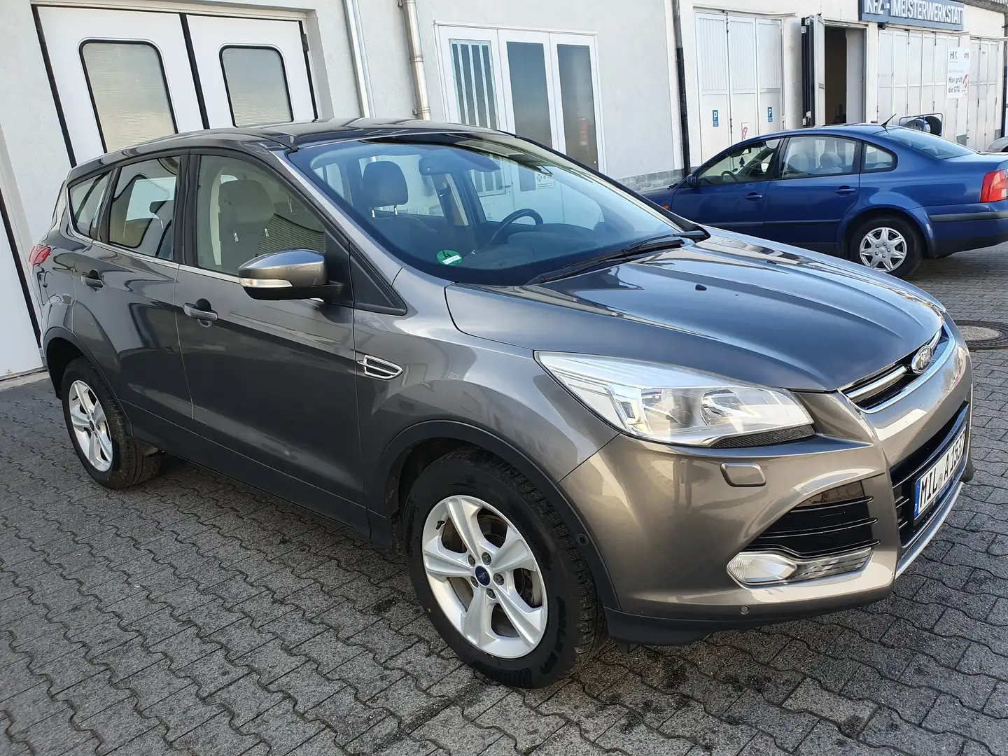 Ford Kuga Titanium Gris - 1