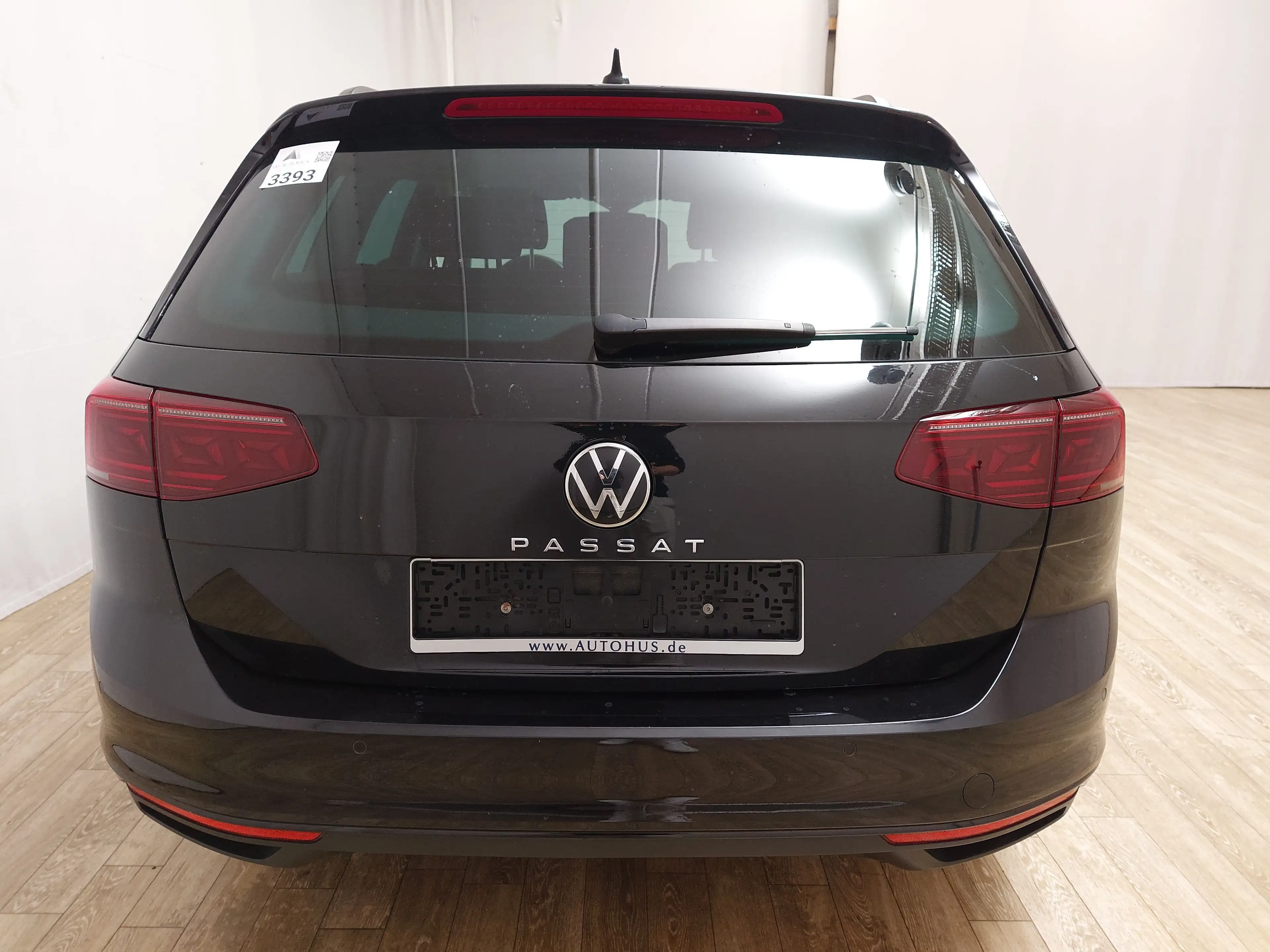 Volkswagen Passat Variant 2.0 TDI Business Navi LED AID RFK — photo 14