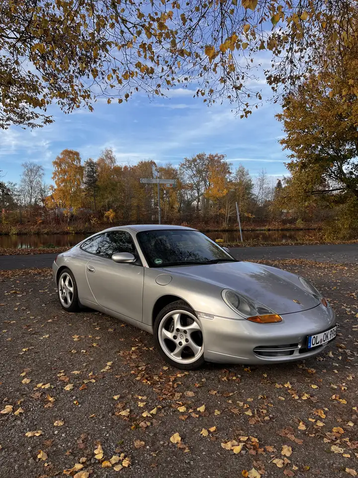 Porsche 996 Carrera Coupe, foto 1
