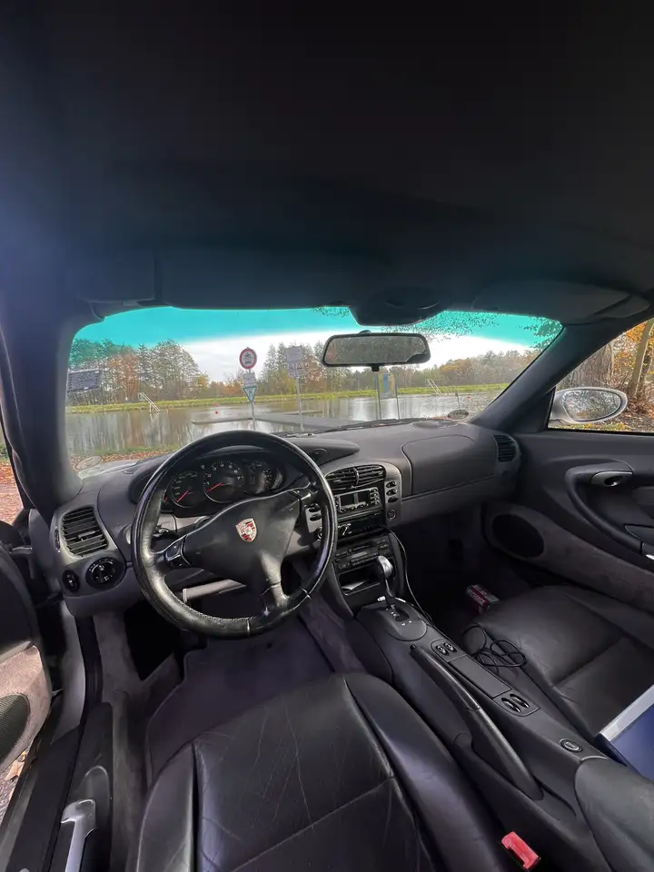 Porsche 996 Carrera Coupe, foto 4