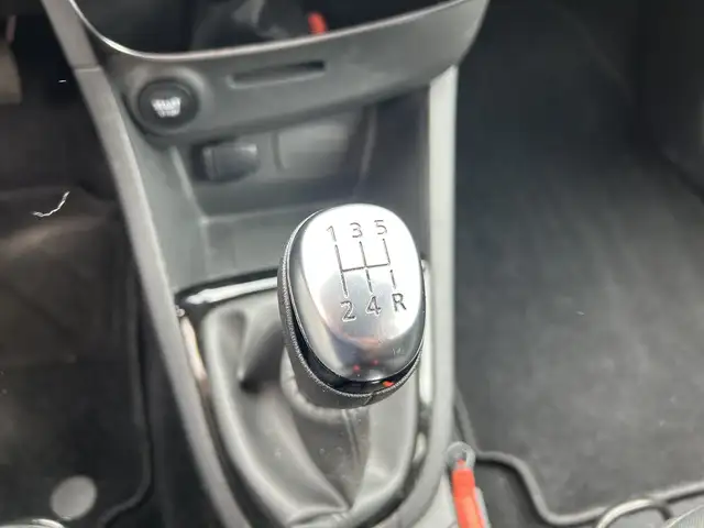 Renault Clio view 14