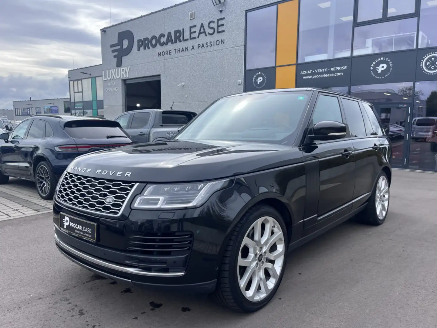 Land Rover Range Rover 4.4 SDV8 VOGUE/PANORAMA/AHK/STHZ/TOP/*VOLL* Negro - 1
