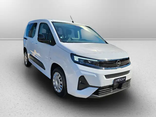 Opel Combo view 3