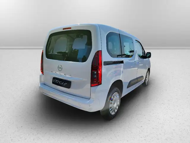 Opel Combo view 4