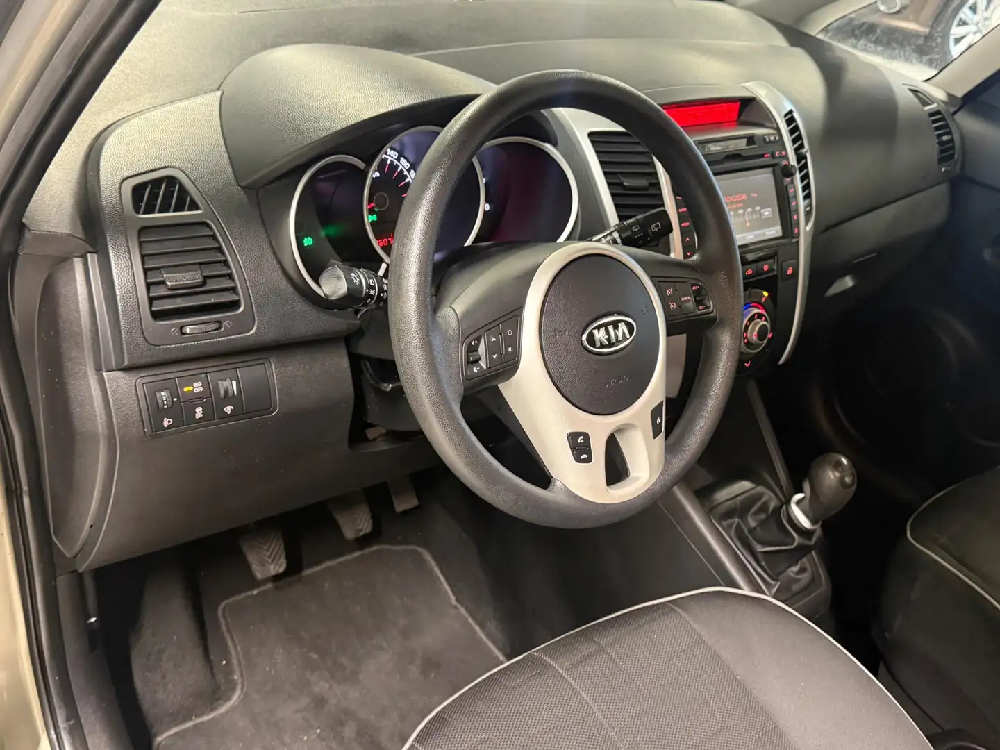 Kia Venga 1.4 CVVT Plus Pack Navigatie|Camera|Trekhaak! Grau - 2