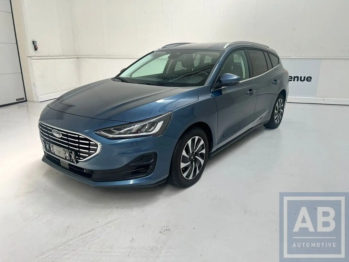 Ford Focus * Titanium - Clipper - Benzine * Bleu - 1