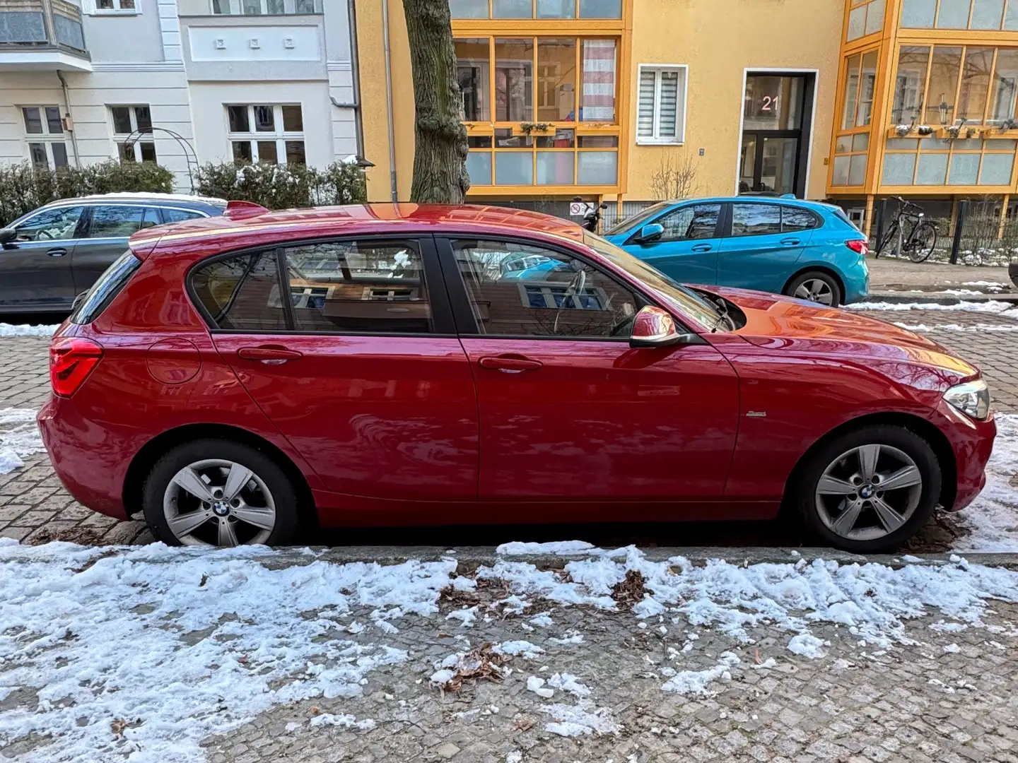 BMW 118 118i Aut. Sport Line Červená - 2